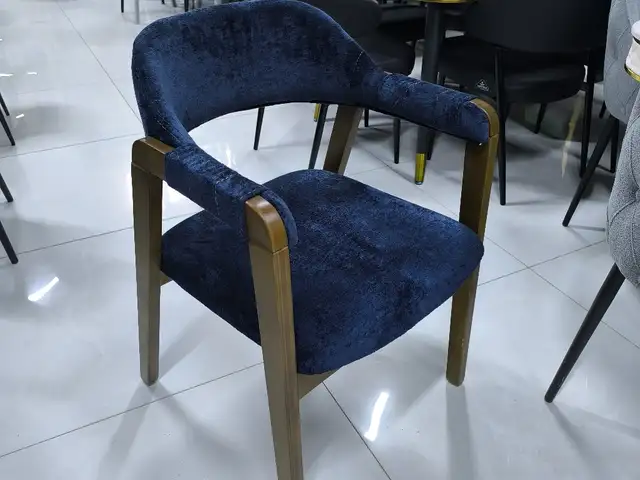 Стул, Душанбе