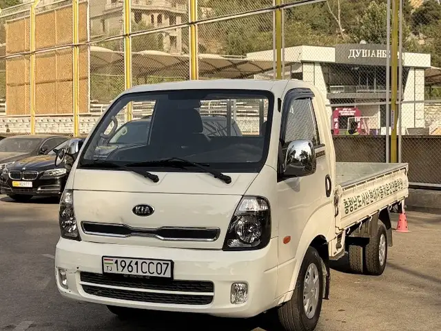 Бортовой автомобиль Kia bongo 3, 2014, Душанбе
