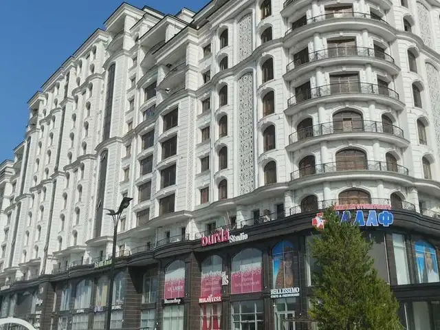 1-комн. квартира, 3 этаж, 56 м², Хучанд сити, Хуҷанд