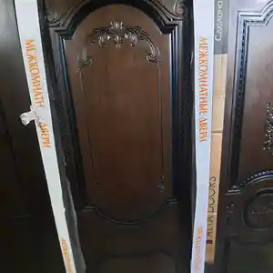 Дверь Шпон, Душанбе
