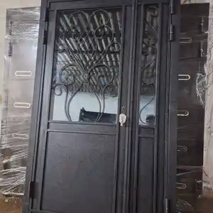 Дверь, Душанбе