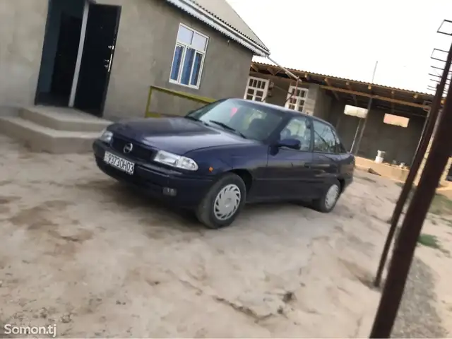 Opel Astra F