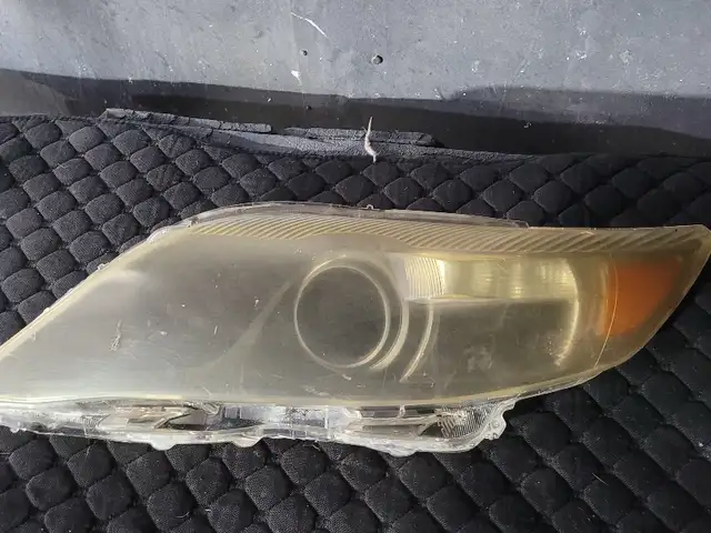 Фары от Toyota, Худжанд