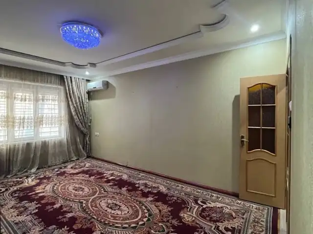 4-комн. квартира, 1 этаж, 100м², Шелкомбинат бофанда, Хуҷанд