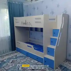 Двухъярусная кровать, Душанбе