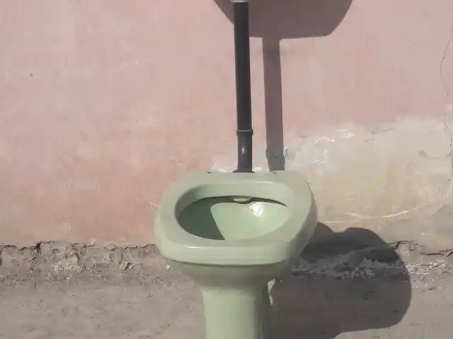 Унитаз, Худжанд