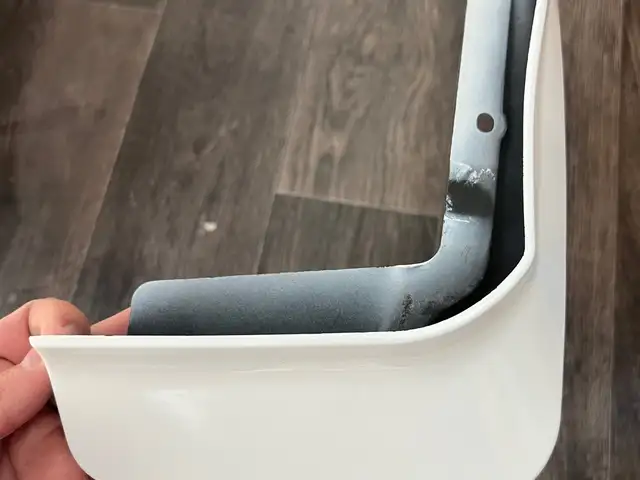 Пластмасса на Byd e2, Душанбе
