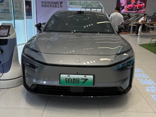 Toyota BZ7