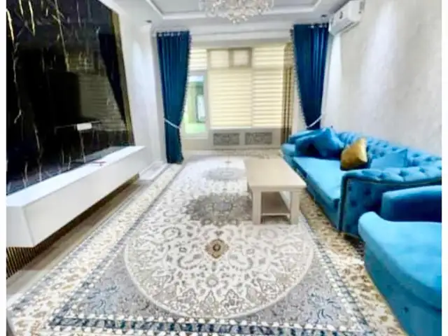 3-комн. квартира, 3 этаж, 130м², Шохмансур, проспект Айни, Душанбе